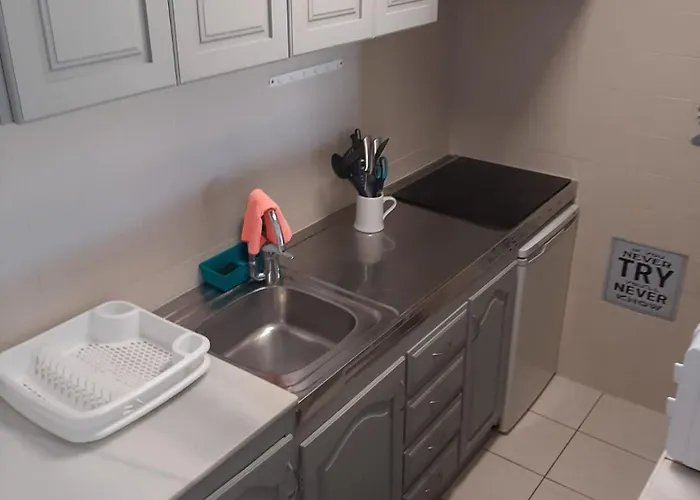 1 Montgo Апартаменти *